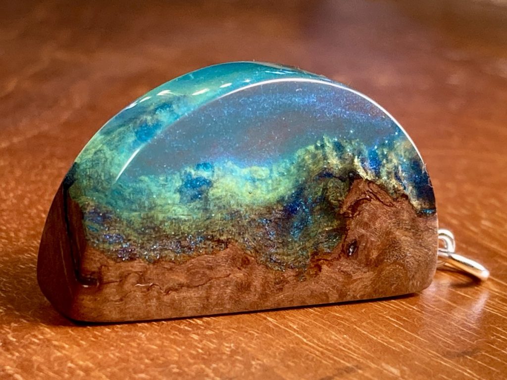 Anhänger aus australischem Eukalyptusholz